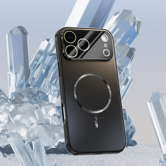 CrystalLuxe MagSafe Case – Fashionable Shine & Durable Defense